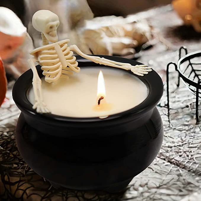 Picture of table decorated with Halloween items