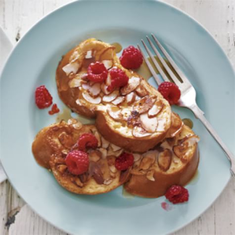 Almond-Crusted French Toast w/Berries| Williams-Sonoma.com